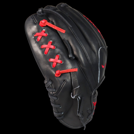 Shadow Slaughter Pitcher's Glove