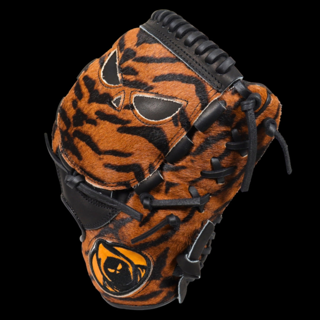 Shadow Sabertooth 12" Pitcher's Glove Thumb