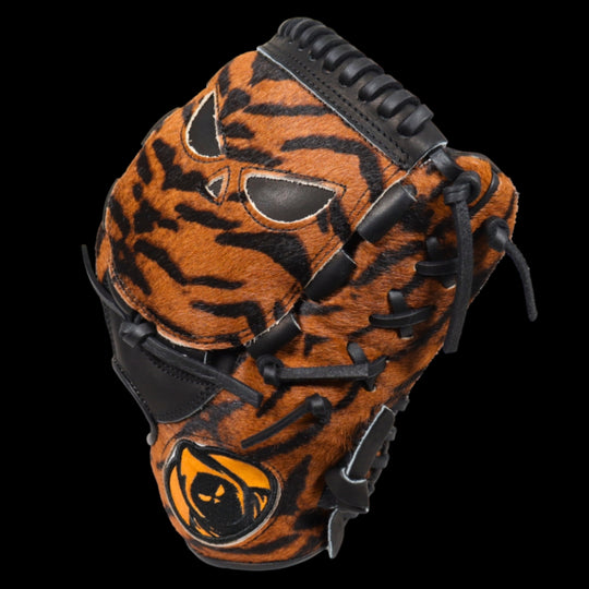 Shadow Sabertooth 12" Pitcher's Glove Thumb