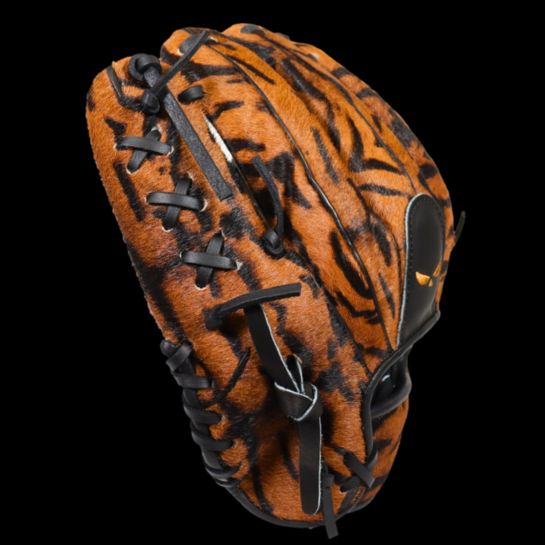 Shadow Sabertooth 12" Pitcher's Glove Pinky