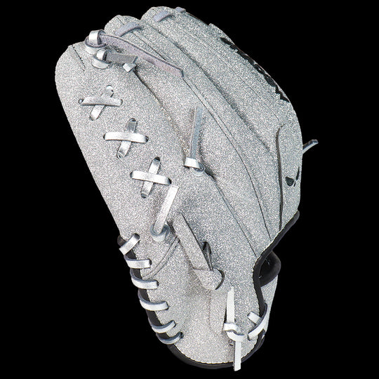 Shadow Pitcher's Glove